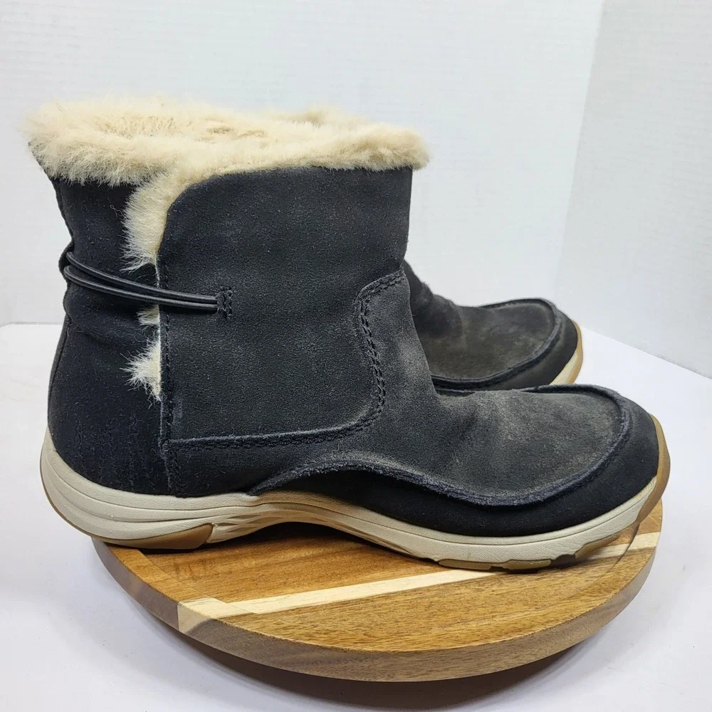 Merrell Waterproof Boots Womens 9 Black Good Insulated Suede‎ Faux Fur Gorpcore